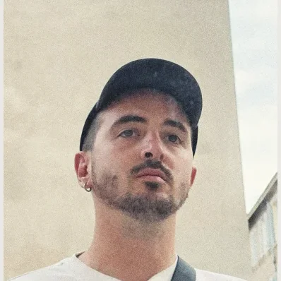 Portrait d'Alban Haouaci